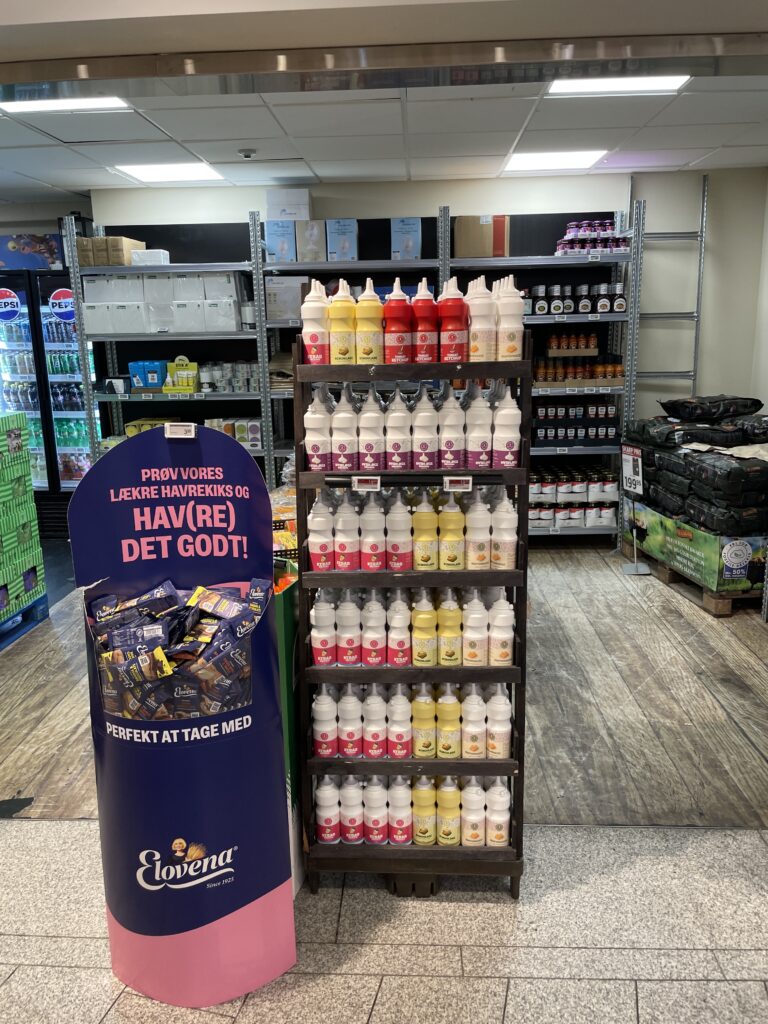 Full sauce rack in store